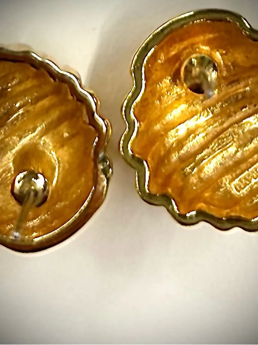 Trifari chic gold
